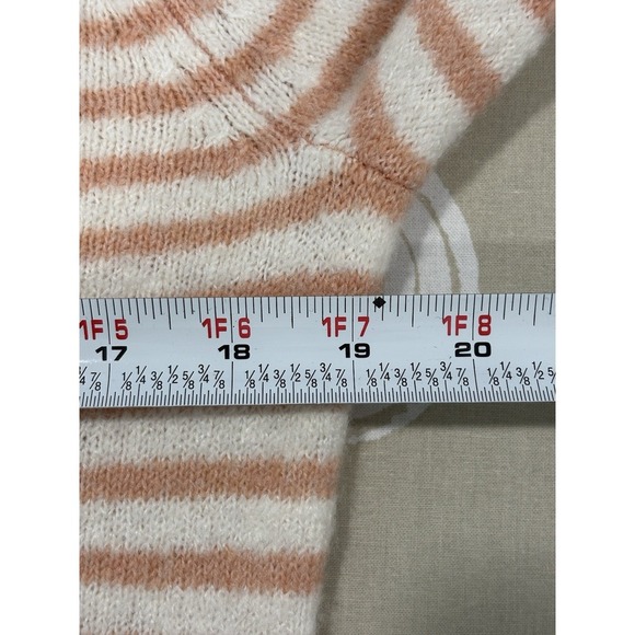 American Eagle XS Striped Cropped Sweater Peach Cream Soft Knit NWT Cozy Y2K - Picture 9 of 10
